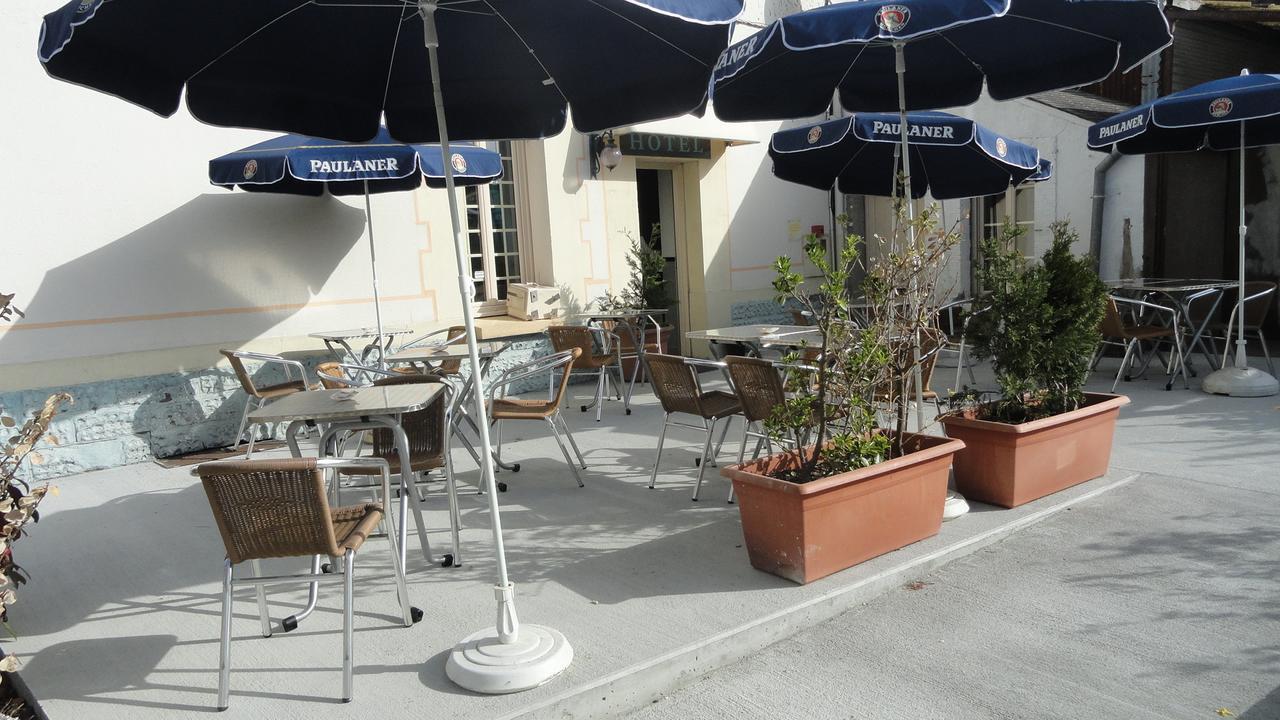 Le Quai 3 Hotel Chateaubriant Exterior photo